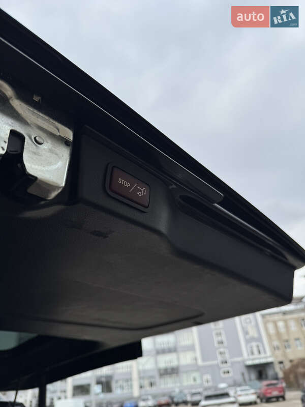 Минивэн Mercedes-Benz V-Class 2016 в Киеве