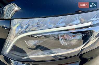 Мінівен Mercedes-Benz V-Class 2019 в 