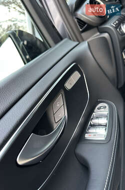 Минивэн Mercedes-Benz V-Class 2021 в 