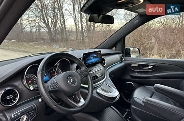 Минивэн Mercedes-Benz V-Class 2021 в 