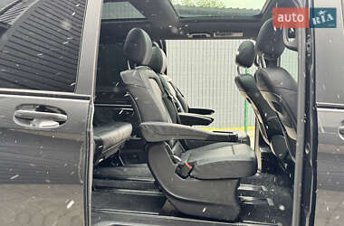 Минивэн Mercedes-Benz V-Class 2021 в 