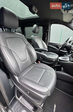 Минивэн Mercedes-Benz V-Class 2021 в 