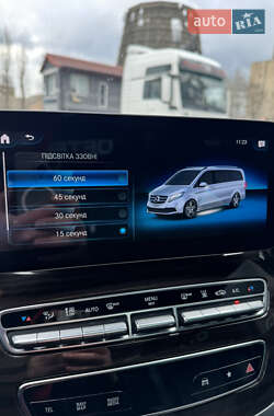 Минивэн Mercedes-Benz V-Class 2021 в 