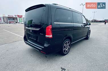 Минивэн Mercedes-Benz V-Class 2017 в 