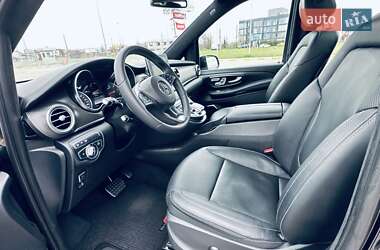 Минивэн Mercedes-Benz V-Class 2017 в 