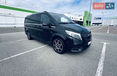 Минивэн Mercedes-Benz V-Class 2017 в 