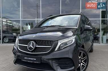 Минивэн Mercedes-Benz V-Class 2021 в 