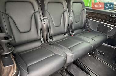 Минивэн Mercedes-Benz V-Class 2021 в 