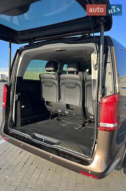 Минивэн Mercedes-Benz V-Class 2018 в 