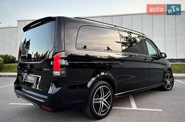 Минивэн Mercedes-Benz V-Class 2024 в 