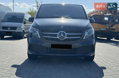 Мінівен Mercedes-Benz V-Class 2023 в 