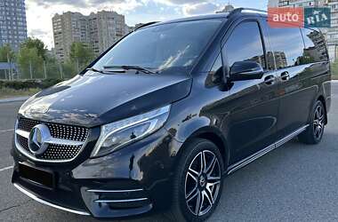 Мінівен Mercedes-Benz V-Class 2022 в 