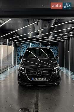 Минивэн Mercedes-Benz V-Class 2025 в Киеве