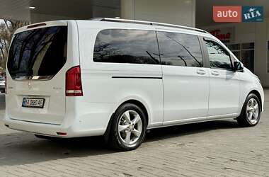 Минивэн Mercedes-Benz V-Class 2016 в 
