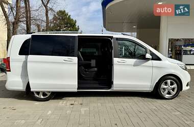 Минивэн Mercedes-Benz V-Class 2016 в 