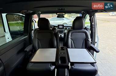 Минивэн Mercedes-Benz V-Class 2016 в 