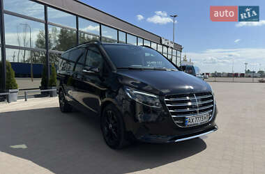 Мінівен Mercedes-Benz V-Class 2016 в 