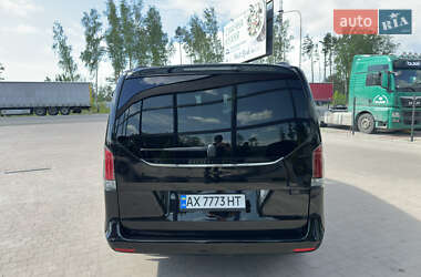 Мінівен Mercedes-Benz V-Class 2016 в 