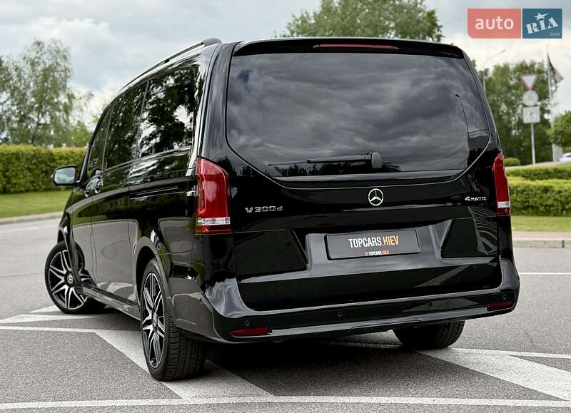 Минивэн Mercedes-Benz V-Class 2022 в Киеве