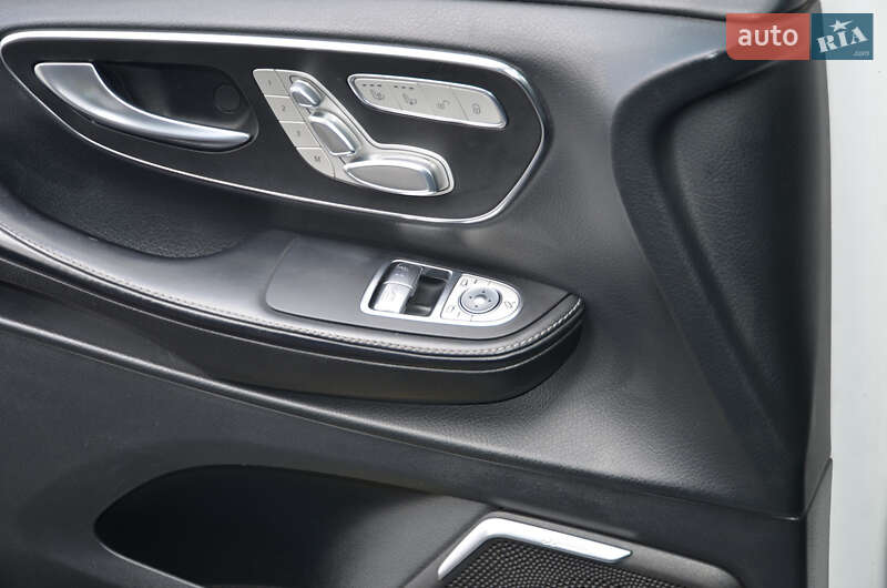 Мінівен Mercedes-Benz V-Class 2015 в Луцьку