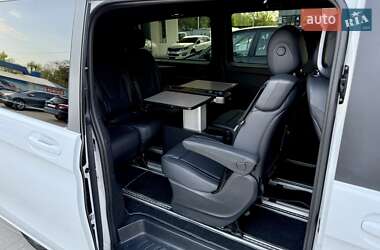 Мінівен Mercedes-Benz V-Class 2016 в 