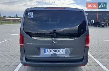 Мінівен Mercedes-Benz V-Class 2015 в 