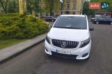 Минивэн Mercedes-Benz V-Class 2015 в 
