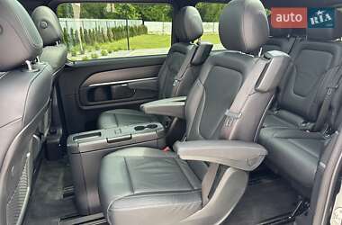 Минивэн Mercedes-Benz V-Class 2023 в 
