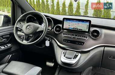 Минивэн Mercedes-Benz V-Class 2023 в 