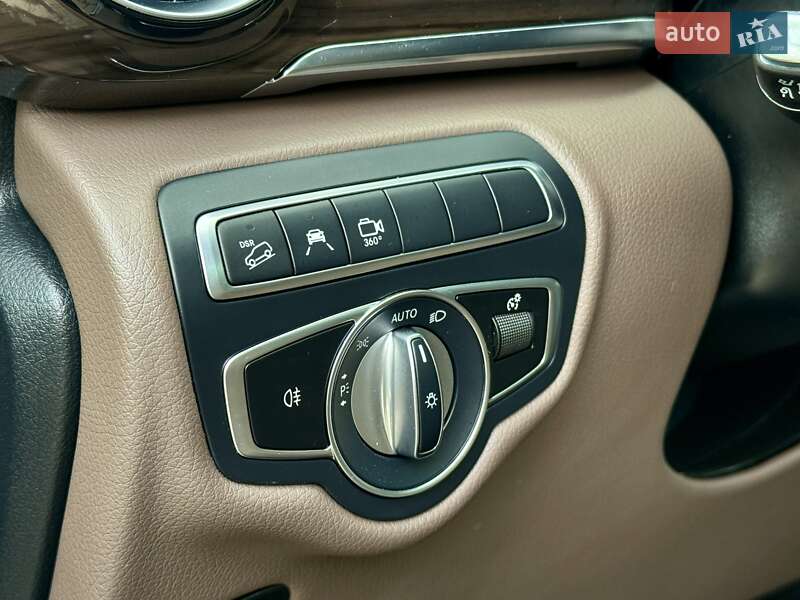 Мінівен Mercedes-Benz V-Class 2021 в Рівному
