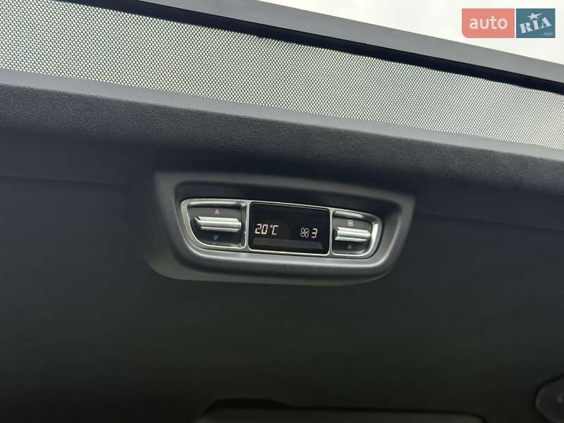 Мінівен Mercedes-Benz V-Class 2021 в Рівному