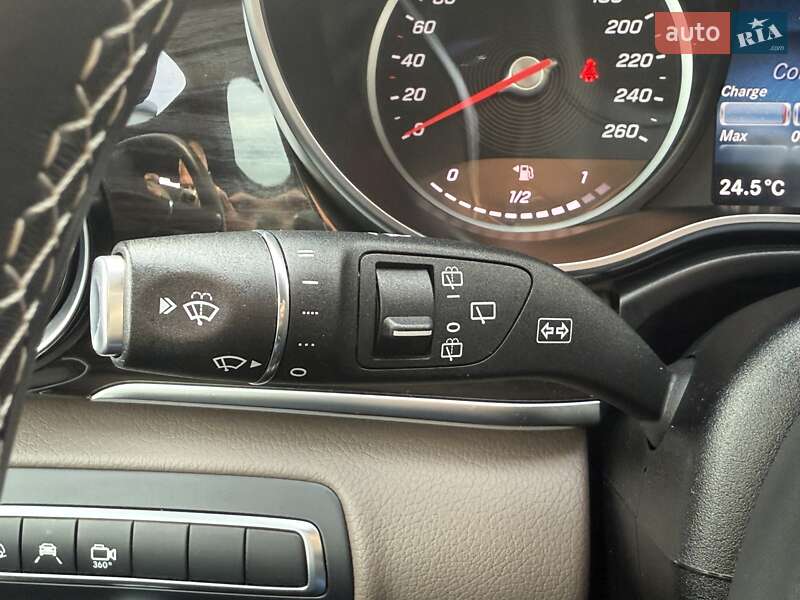Мінівен Mercedes-Benz V-Class 2021 в Рівному