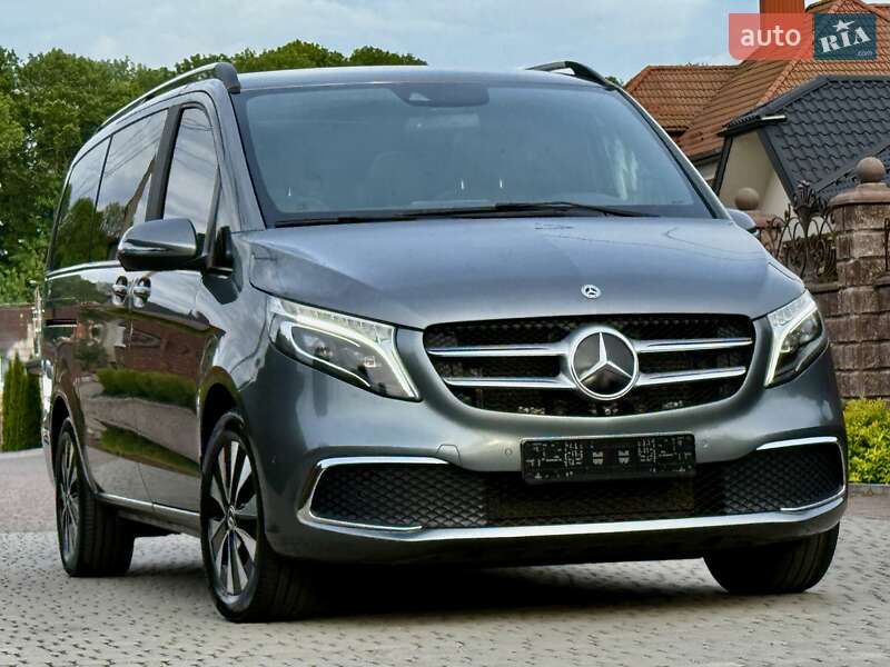 Мінівен Mercedes-Benz V-Class 2021 в Рівному