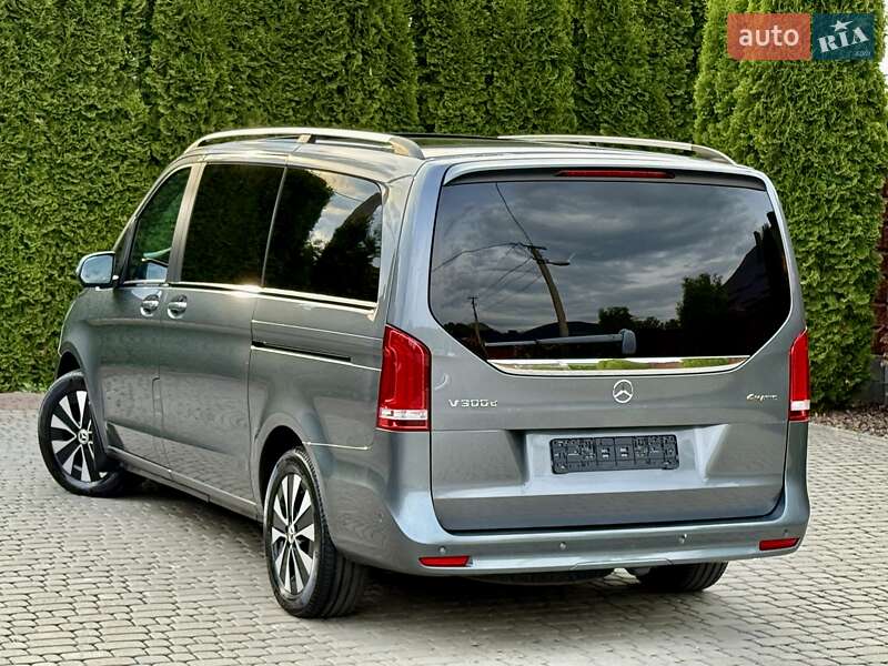 Мінівен Mercedes-Benz V-Class 2021 в Рівному