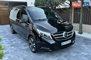 Мінівен Mercedes-Benz V-Class 2016 в 