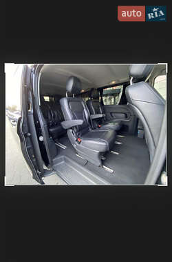 Минивэн Mercedes-Benz V-Class 2015 в 