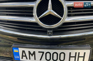 Минивэн Mercedes-Benz V-Class 2017 в 
