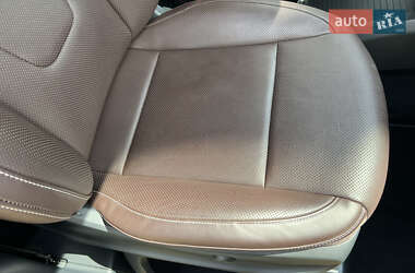 Минивэн Mercedes-Benz V-Class 2017 в 