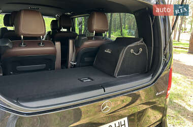 Минивэн Mercedes-Benz V-Class 2017 в 