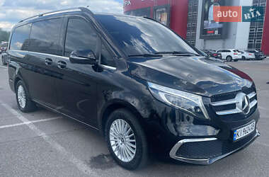 Минивэн Mercedes-Benz V-Class 2020 в 