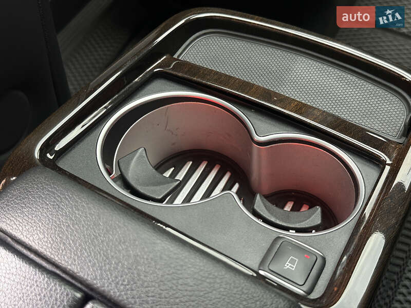 Мінівен Mercedes-Benz V-Class 2016 в Харкові фото 46 Мінівен Mercedes-Benz V-Class 2016 в Харкові