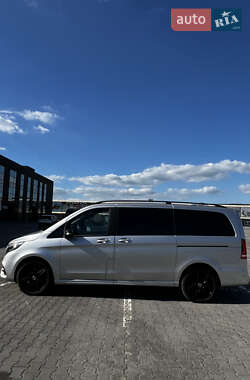 Мінівен Mercedes-Benz V-Class 2021 в 