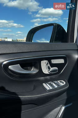 Мінівен Mercedes-Benz V-Class 2021 в 