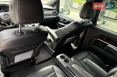 Минивэн Mercedes-Benz V-Class 2015 в 