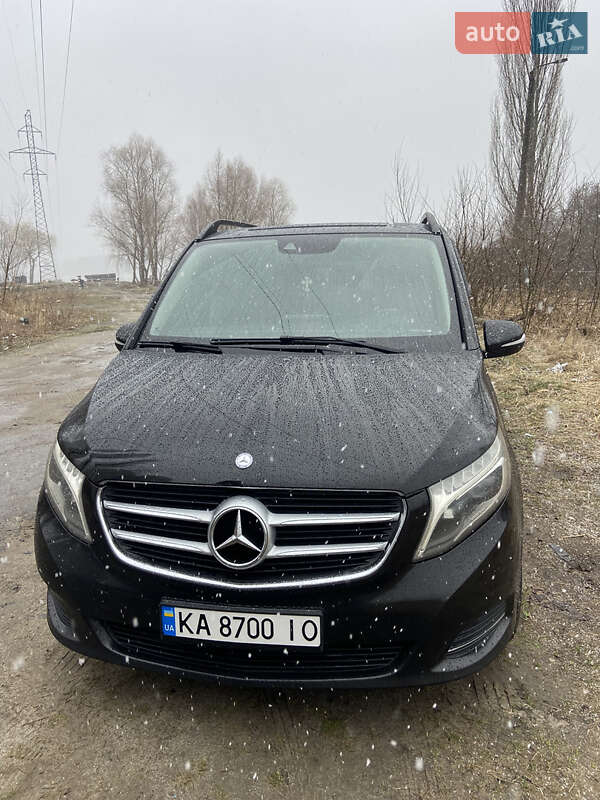 Мінівен Mercedes-Benz V-Class 2015 в Києві фото 3 Мінівен Mercedes-Benz V-Class 2015 в Києві