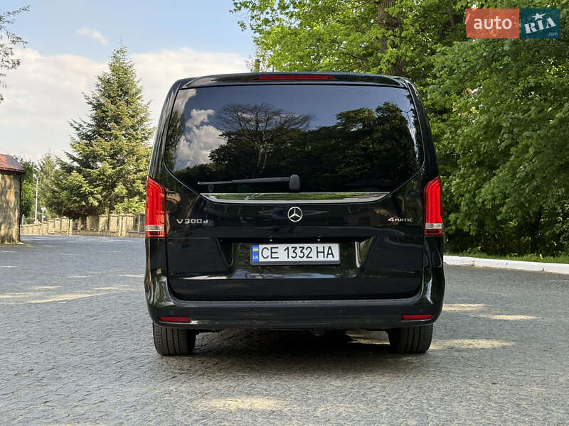 Минивэн Mercedes-Benz V-Class 2022 в Черновцах