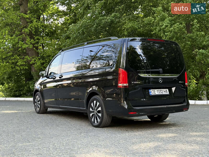 Минивэн Mercedes-Benz V-Class 2022 в Черновцах