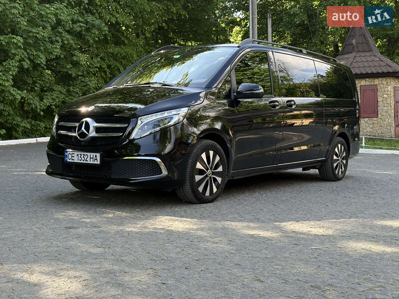 Минивэн Mercedes-Benz V-Class 2022 в Черновцах