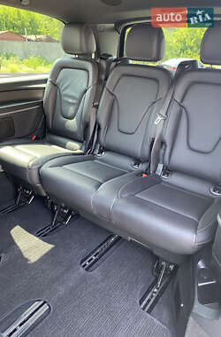 Минивэн Mercedes-Benz V-Class 2020 в 
