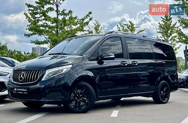 Минивэн Mercedes-Benz V-Class 2014 в 